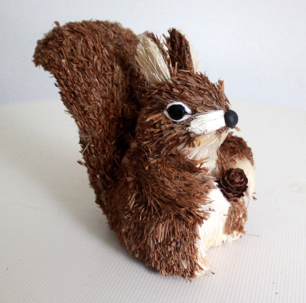 Squirrel "Claus" 11cm natural material